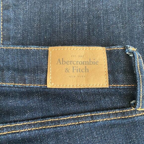 Abercrombie & Fitch Bootcut Jeans – Size 28x33 (6R) - Picture 7 of 9